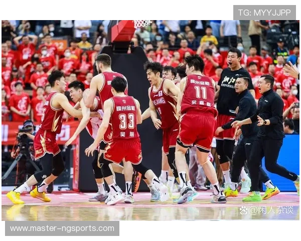 NBA焦点战再掀波澜豪强对决引爆季后赛格局悬念升温全联盟震动