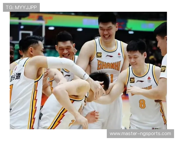 CBA新赛季激战正酣多队争夺季后赛席位引关注